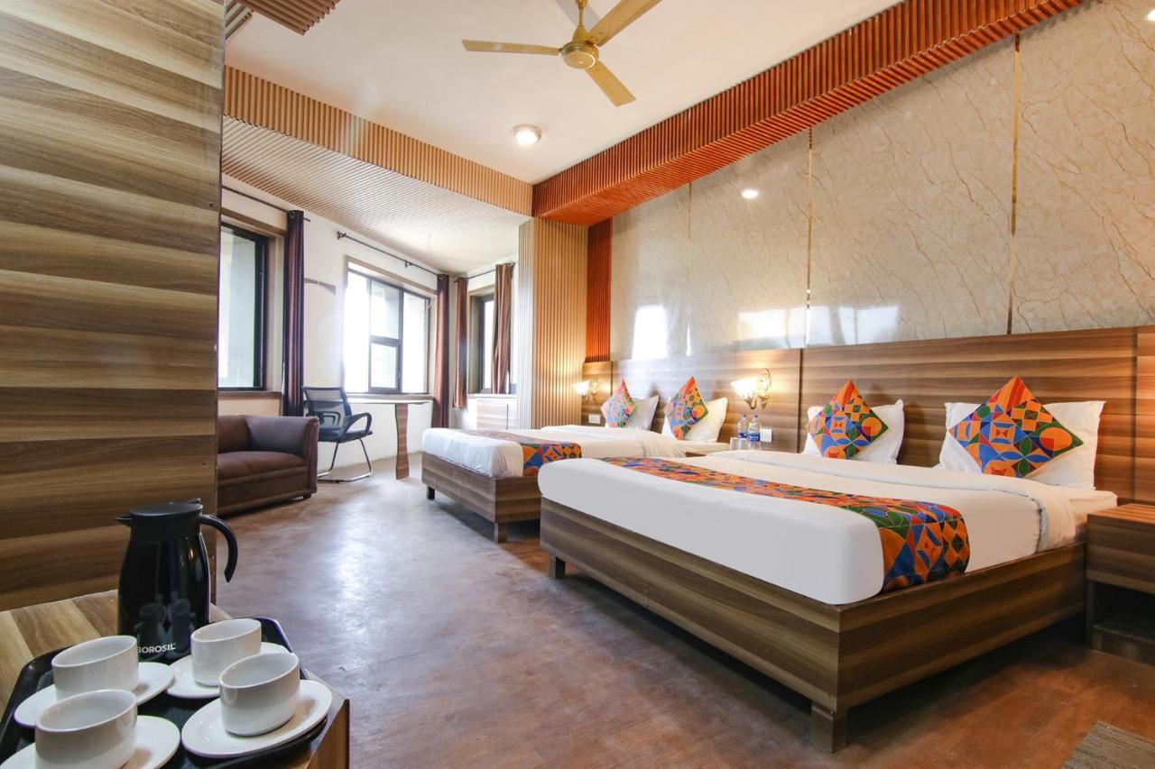 Fabhotel Vijay Palace Дхарамсала Екстериор снимка