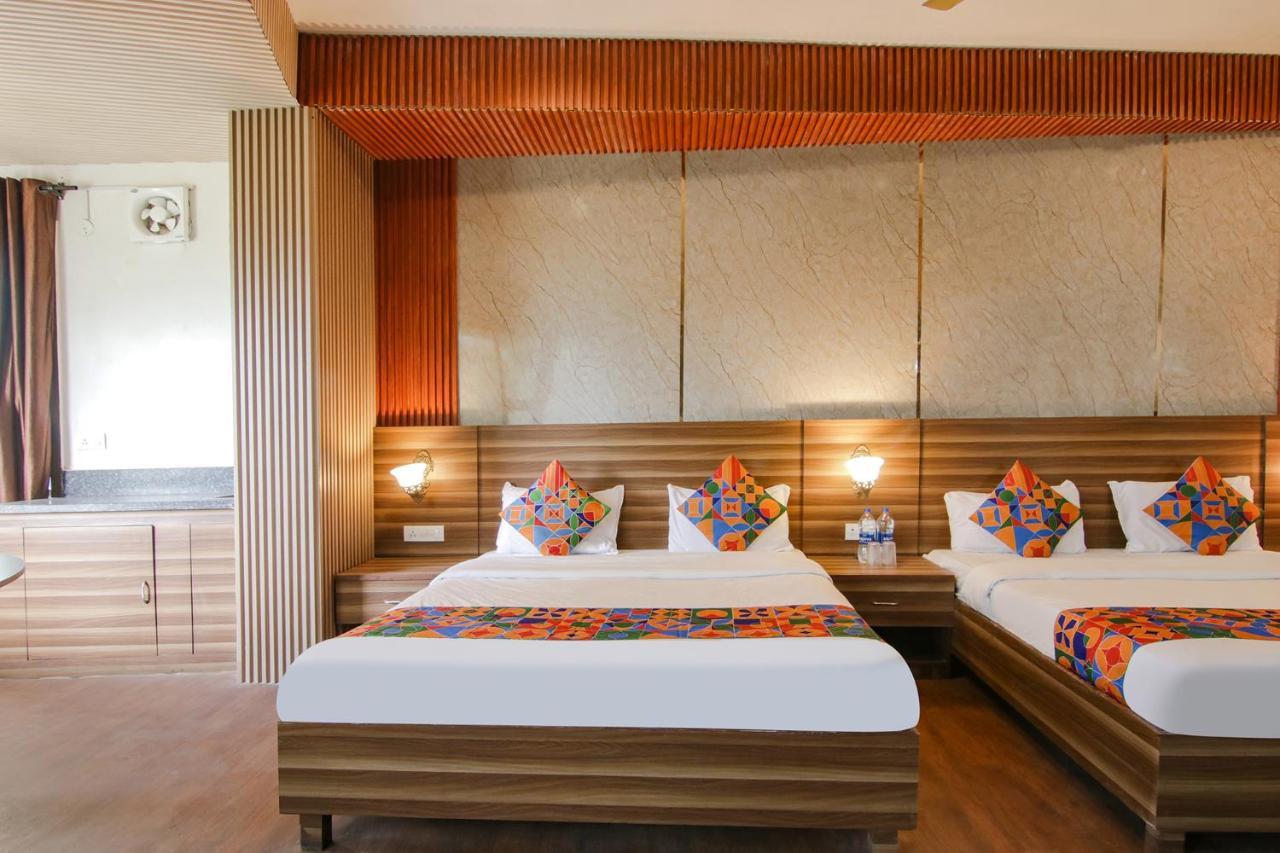 Fabhotel Vijay Palace Дхарамсала Екстериор снимка